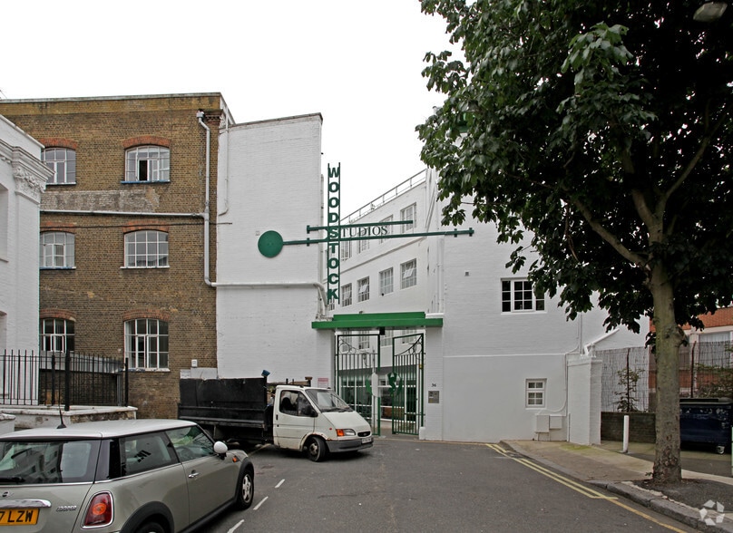 36 Woodstock Grove, London for lease - Primary Photo - Image 1 of 5
