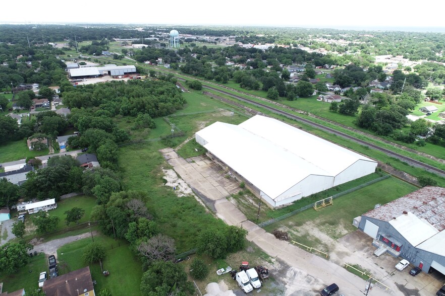 3250 Commerce St, Port Arthur, TX for sale - Building Photo - Image 1 of 18