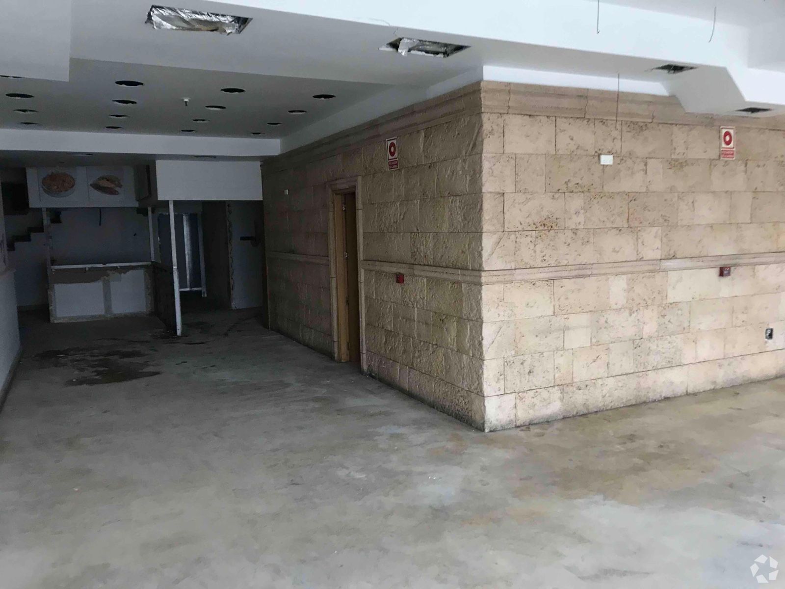 Retail in Alcobendas, Madrid for sale Interior Photo- Image 1 of 2