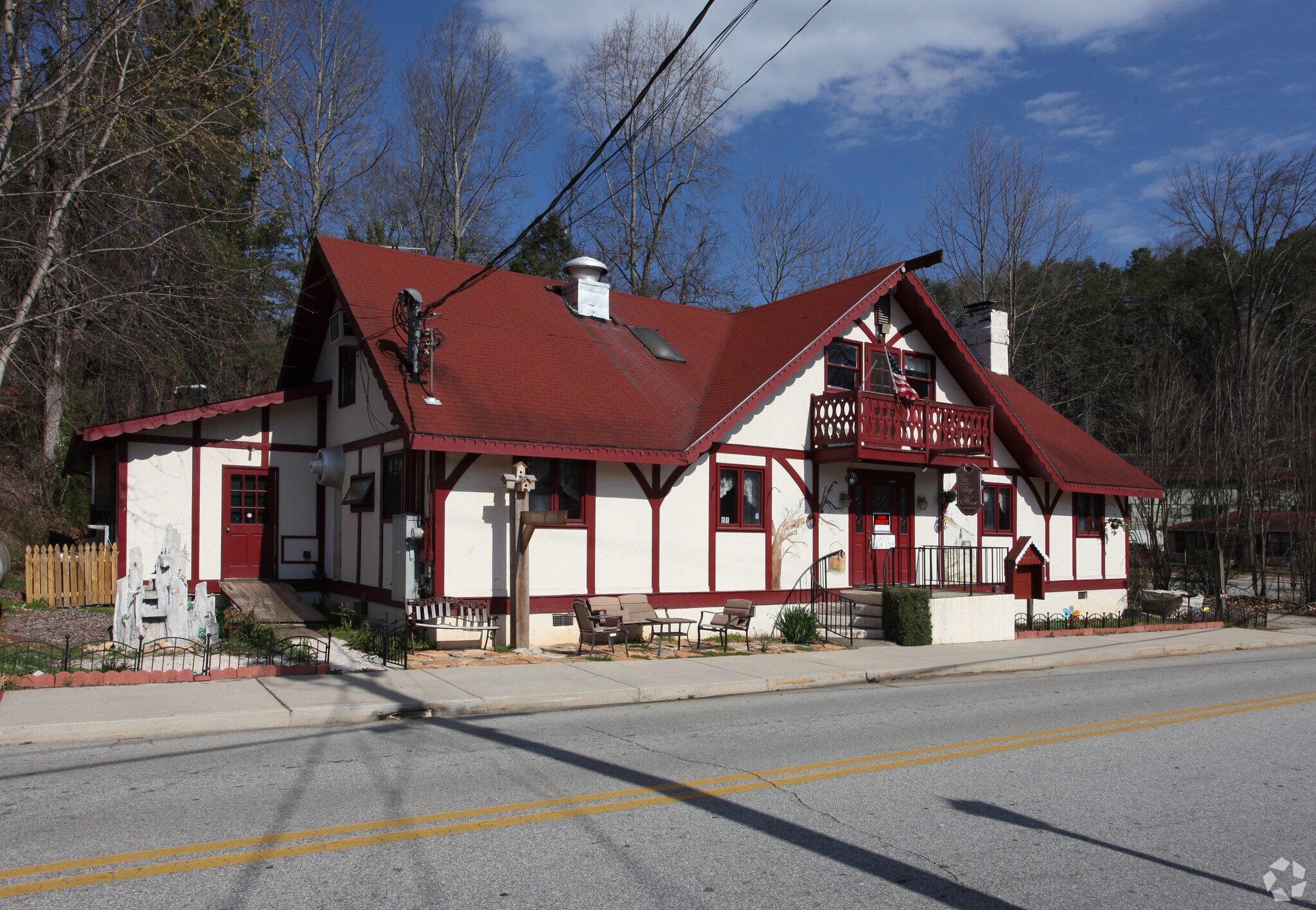 63 Chattahoochee St, Helen, GA for sale Primary Photo- Image 1 of 1