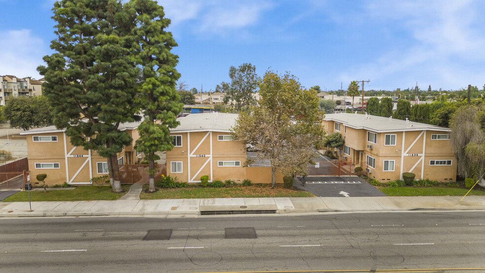 11536-11544 Imperial Hwy, Norwalk, CA for sale - Primary Photo - Image 1 of 11