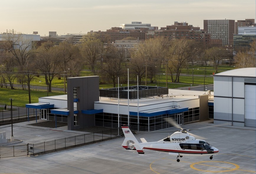 1339 S Wood St, Chicago, IL for lease - Primary Photo - Image 1 of 1