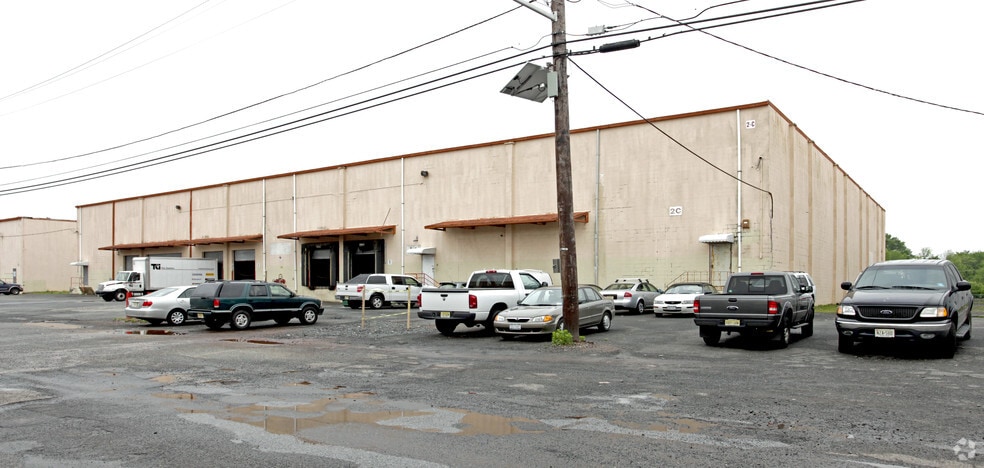 2C Terminal Way, Avenel, NJ for lease - Building Photo - Image 3 of 4