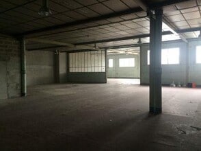 Flex in Vaux-le-Pénil for sale Interior Photo- Image 1 of 7