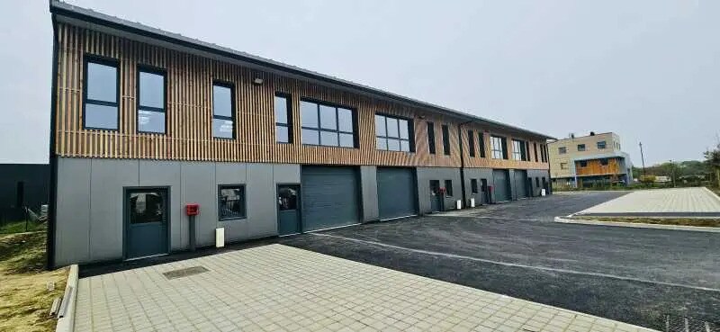 Flex in Ennery for lease - Building Photo - Image 3 of 14