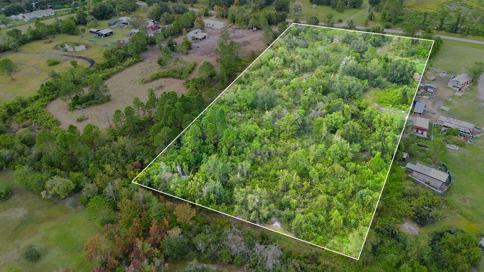 High Plains Lane portfolio of 2 properties for sale on LoopNet.com - Building Photo - Image 3 of 8