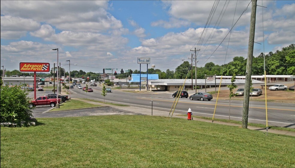 1607 Jones St, Springfield, TN 37172