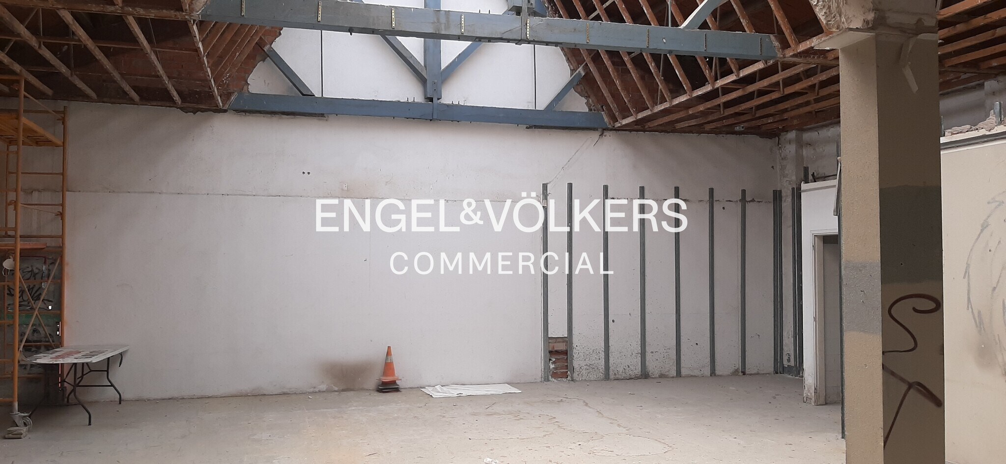 Retail in Sabadell, Barcelona for lease Interior Photo- Image 1 of 16