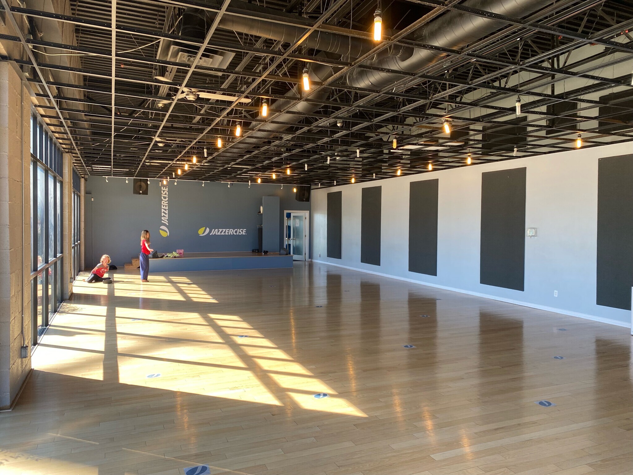 1520 W 9000 S, West Jordan, UT for lease Interior Photo- Image 1 of 4