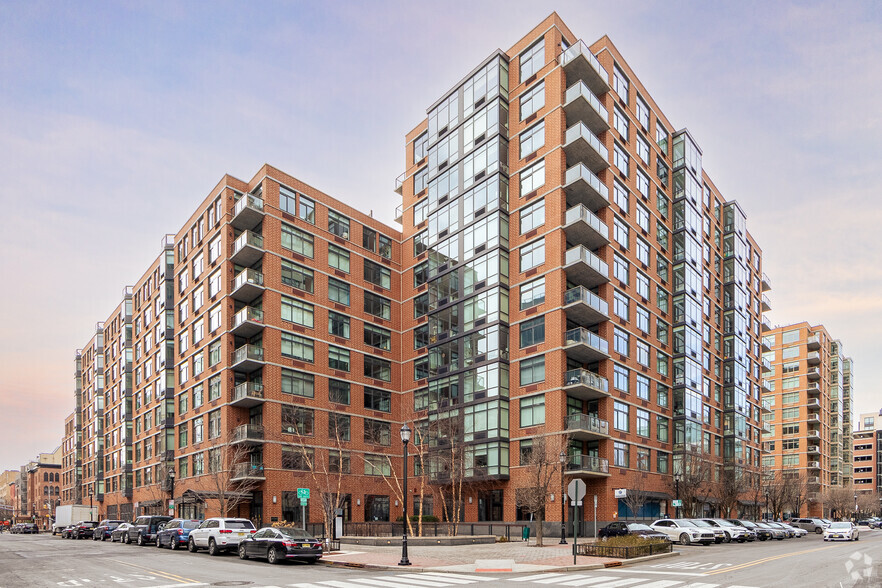 1425 Washington Street, Hoboken, NJ for sale - Building Photo - Image 1 of 1