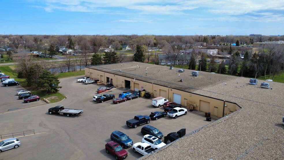 10650 County Rd 81, Maple Grove, MN for lease - Building Photo - Image 2 of 13