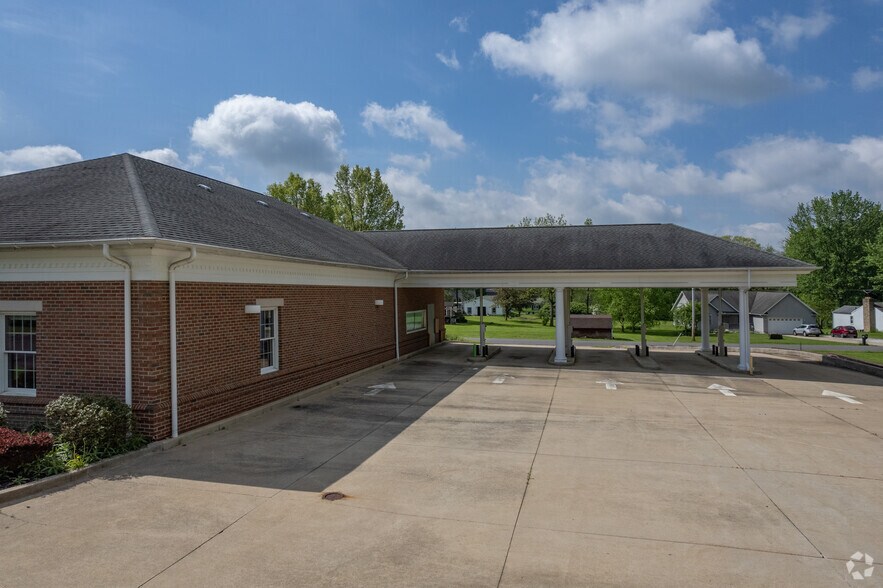 6020 Manchester Rd, Akron, OH for sale - Building Photo - Image 2 of 23