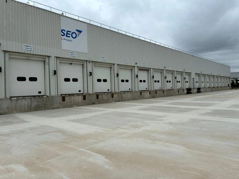 Avenue De L'Industrie, Corbas for lease - Building Photo - Image 2 of 3