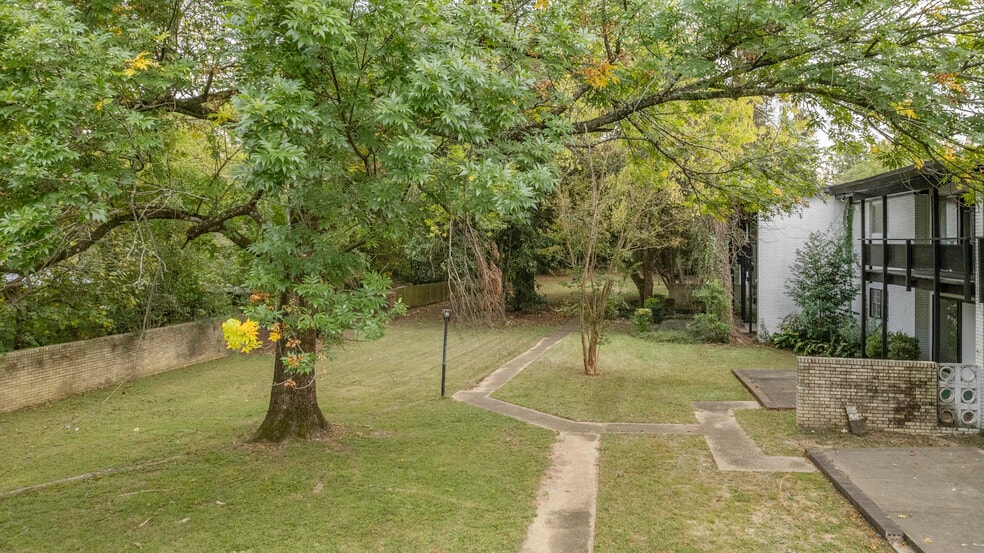 3701-3743 Wesley Dr, Montgomery, AL for sale - Building Photo - Image 3 of 32