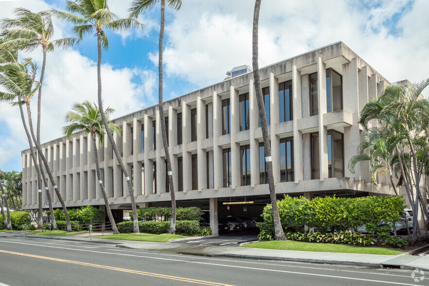 1060 Young St, Honolulu, HI for lease - Primary Photo - Image 1 of 7