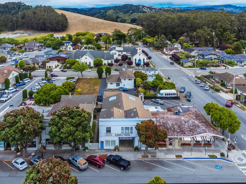 535-539 Main St, Half Moon Bay, CA for sale - Building Photo - Image 3 of 28