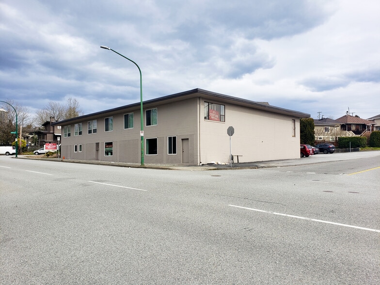 904 Boundary Rd, Burnaby, BC for sale - Building Photo - Image 1 of 1