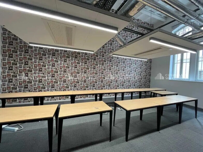 1 Place De L'hôtel Des Postes, Marseille for lease - Interior Photo - Image 3 of 16