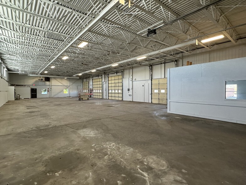 185 Hempt Rd, Mechanicsburg, PA for lease - Building Photo - Image 3 of 12