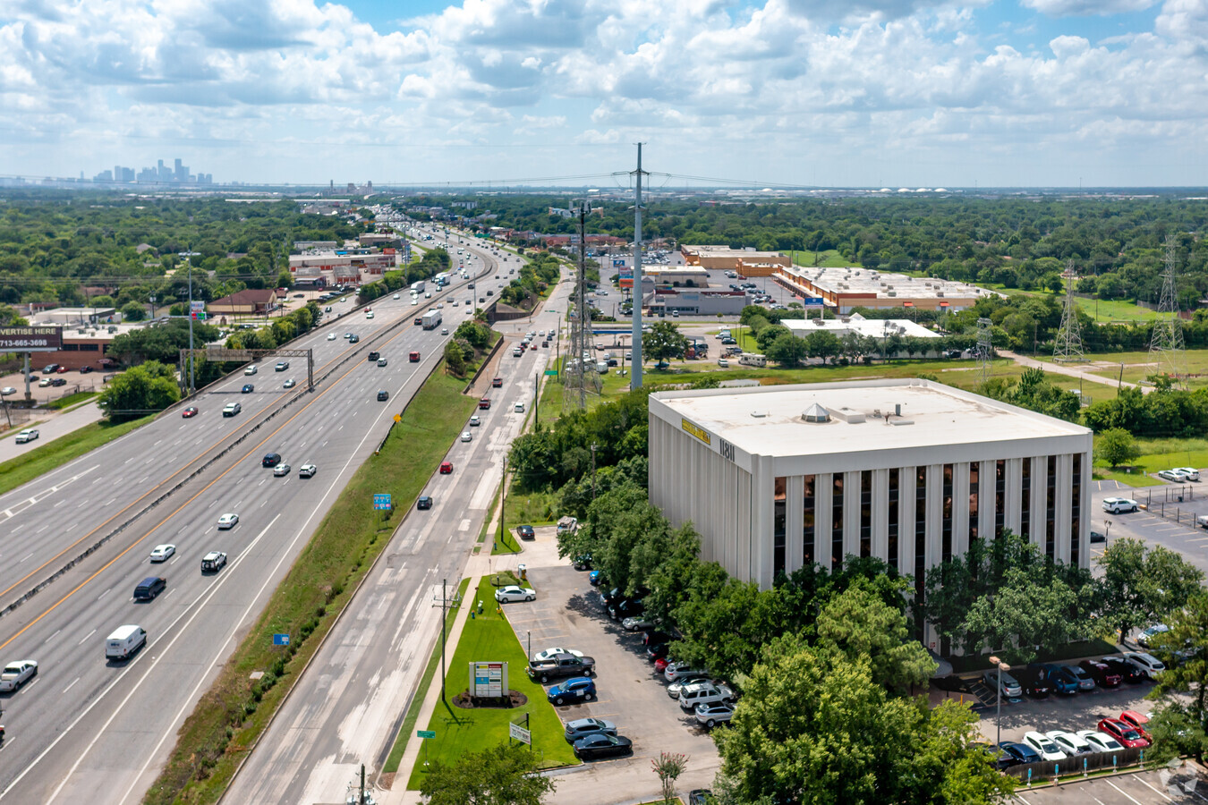 11811 East Fwy, Houston, TX 77029 - Atrium 10 Tower | LoopNet