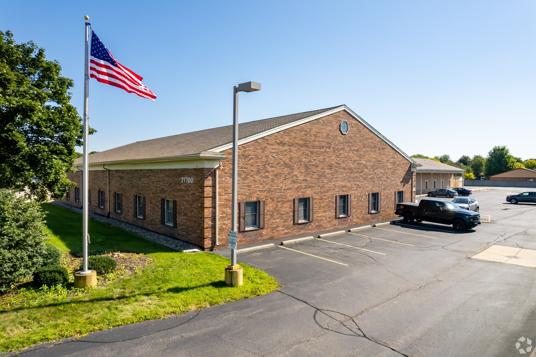 27700 Hoover Rd, Warren, MI for sale Building Photo- Image 1 of 1