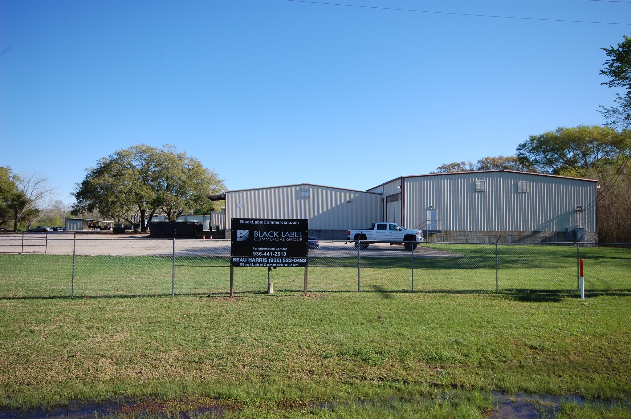 12161 FM 830 Rd, Willis, TX 77318