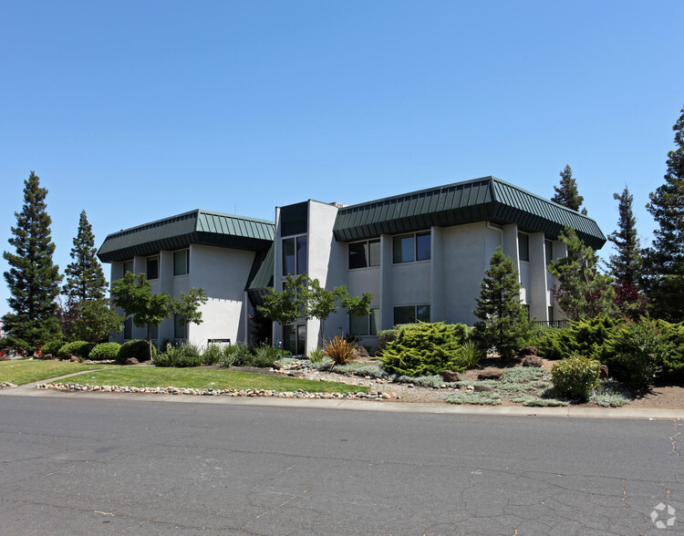 8160 Signal Ct, Sacramento, CA for lease - Primary Photo - Image 1 of 4