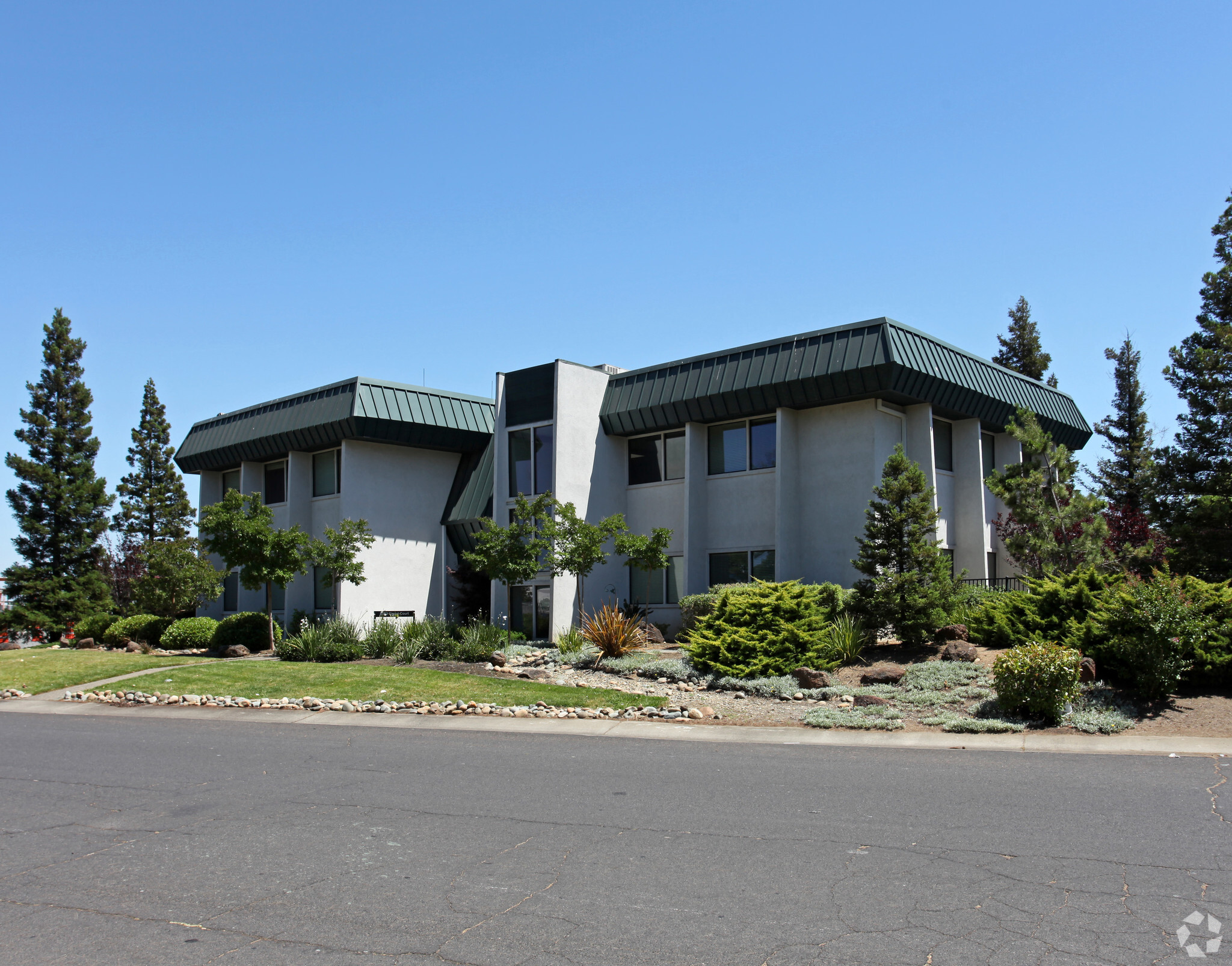 8160 Signal Ct, Sacramento, CA for lease Primary Photo- Image 1 of 5