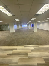 1718-1720 NW Peachtree St, Atlanta, GA for lease Interior Photo- Image 2 of 4