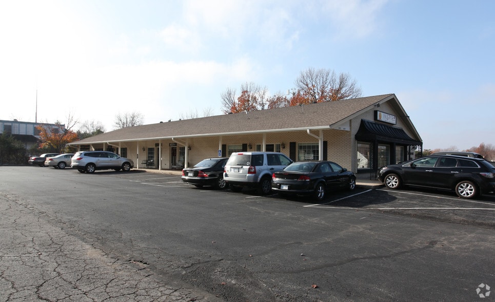 4515-4521 W 90th St, Prairie Village, KS for lease - Primary Photo - Image 1 of 3