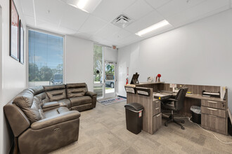 12752 Trade Way Dr, Bonita Springs, FL for lease Lobby- Image 2 of 6