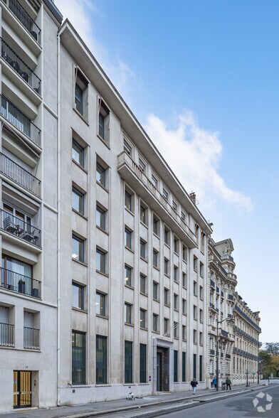 5 Rue François Ier, Paris for lease - Building Photo - Image 3 of 8