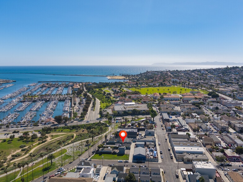 2019 S Crescent Ave, San Pedro, CA for sale - Building Photo - Image 2 of 29