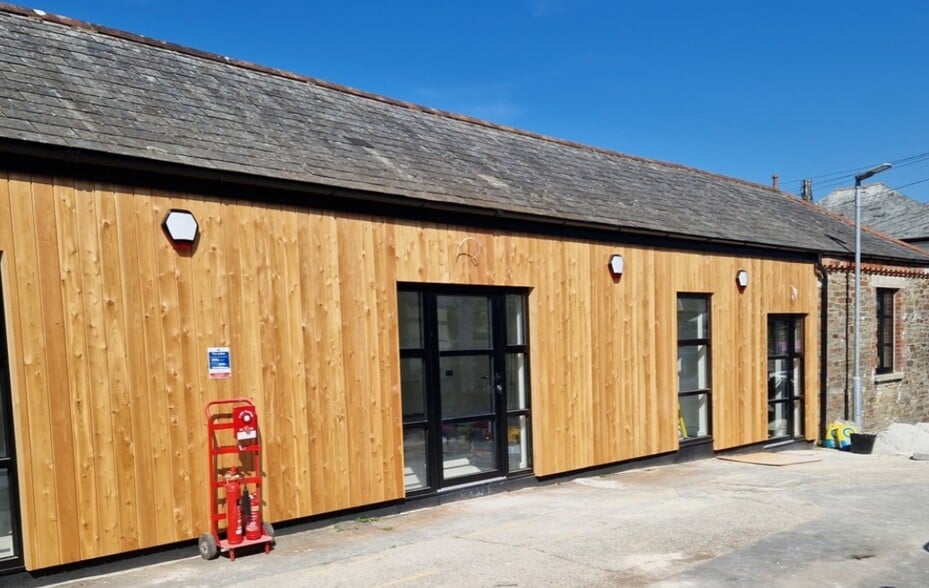 Barn St, Liskeard for lease - Building Photo - Image 3 of 4