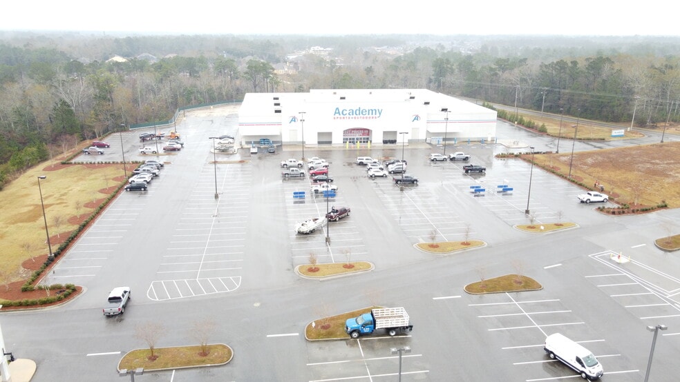 12075 Lamey Bridge Rd, Diberville, MS for sale - Building Photo - Image 2 of 9