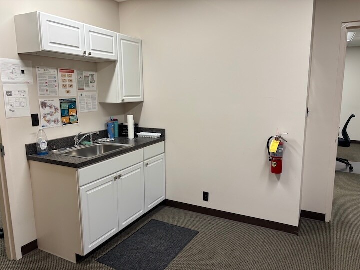 2901 Ohio Blvd, Terre Haute, IN for lease Interior Photo- Image 1 of 9