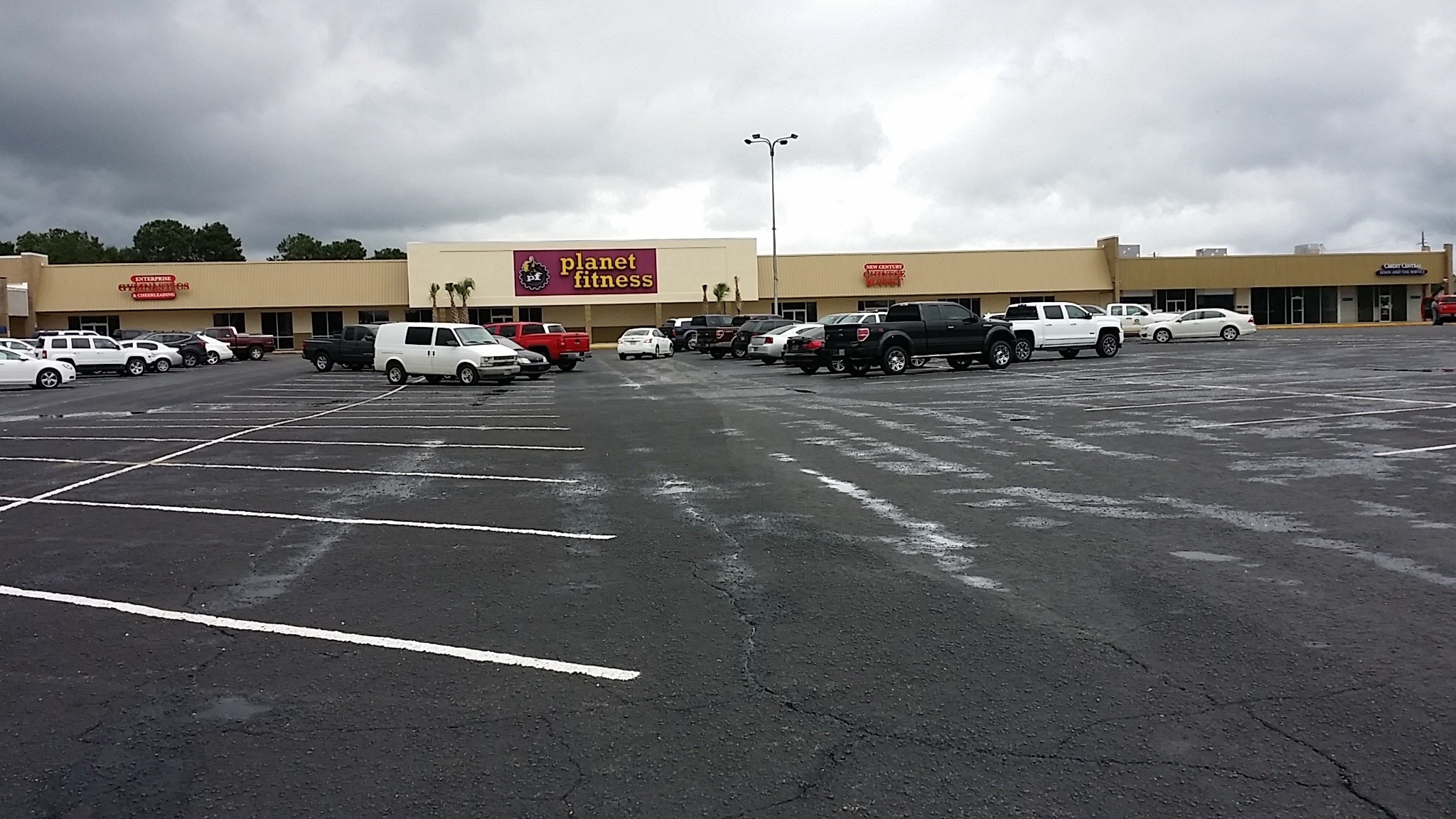 913 Rucker Blvd, Enterprise, AL, 36330 Retail Space For Lease