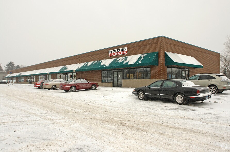 24352459 Rice St, Roseville, MN 55113