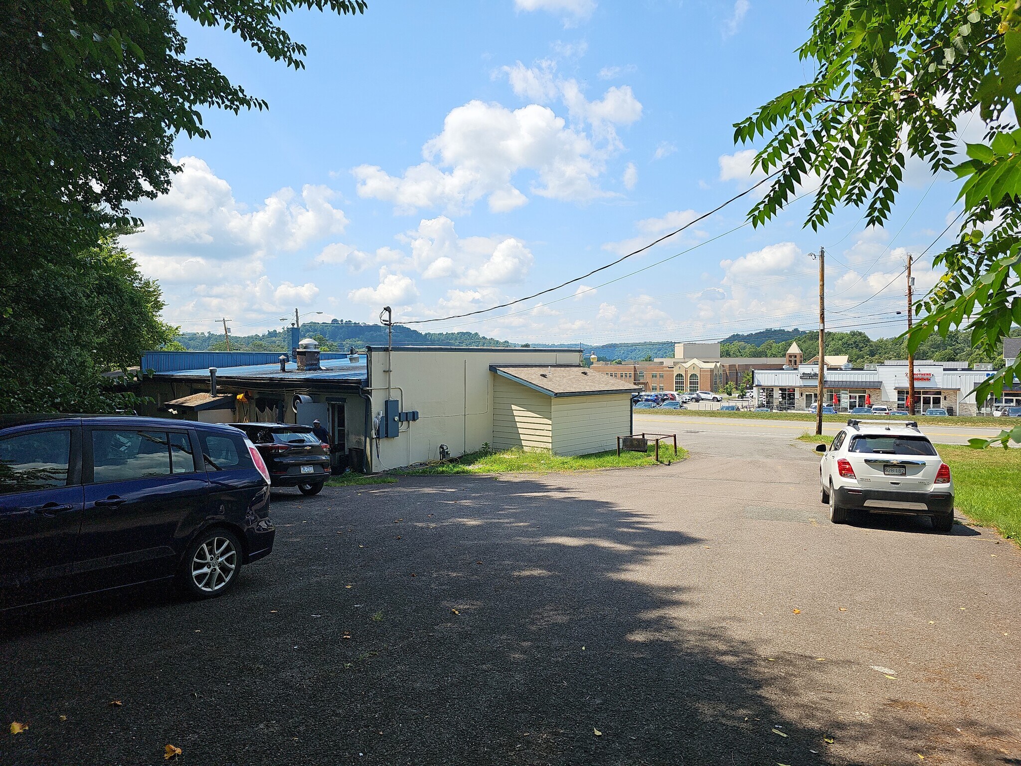 2232 Cheat Rd, WV 26508 Ruby & Ketchy's