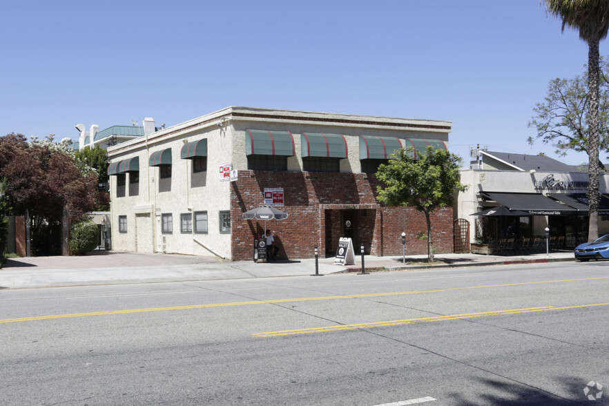 13047 Ventura Blvd, Studio City, CA for sale - Primary Photo - Image 1 of 1