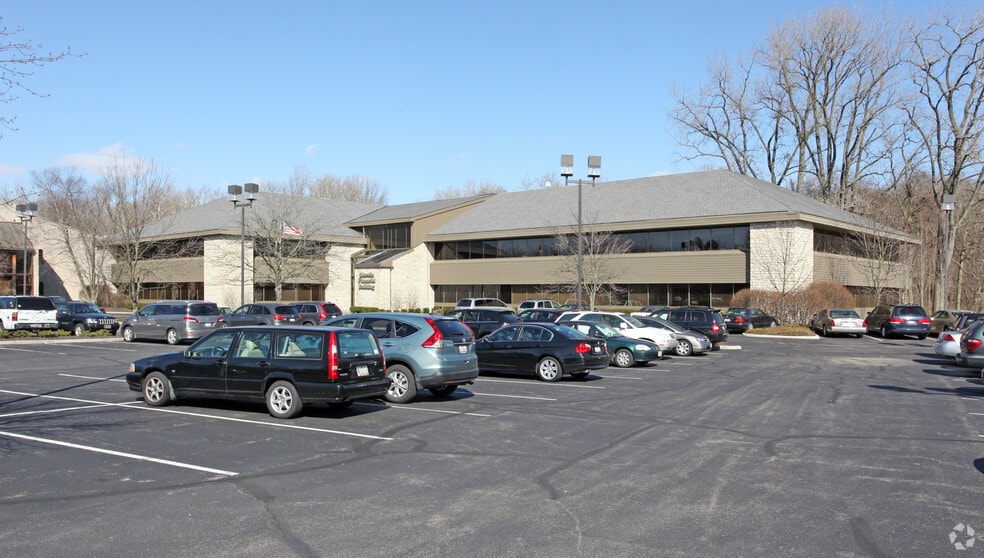 7650 Rivers Edge Dr, Columbus, OH for lease - Building Photo - Image 3 of 4