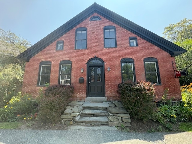 81 Central St, Woodstock, VT for lease Primary Photo- Image 1 of 4