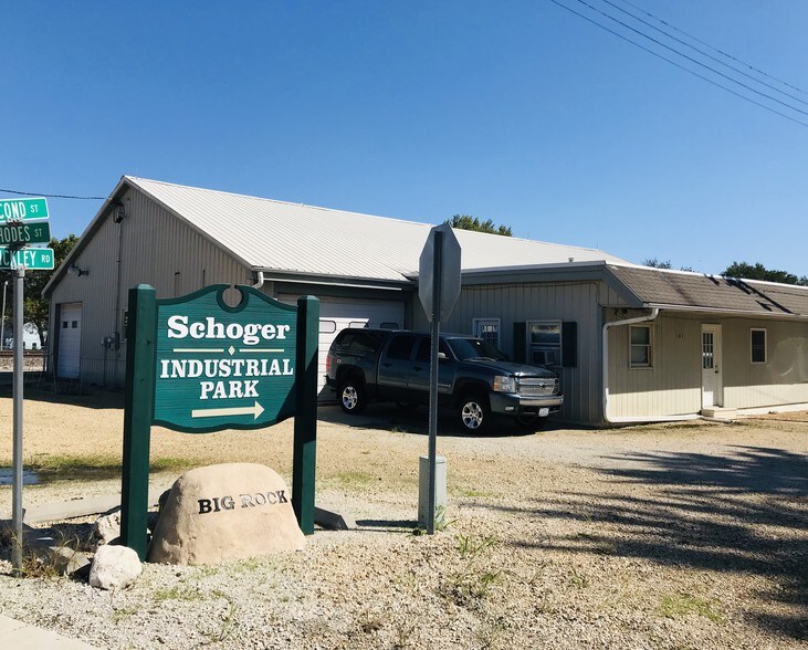 101 E 2nd St, Big Rock, IL for sale - Building Photo - Image 1 of 1