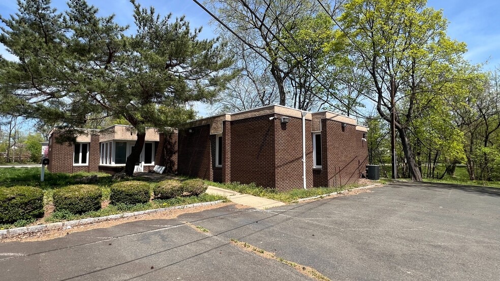 2 Park Ave, Somerville, NJ for lease - Building Photo - Image 1 of 5