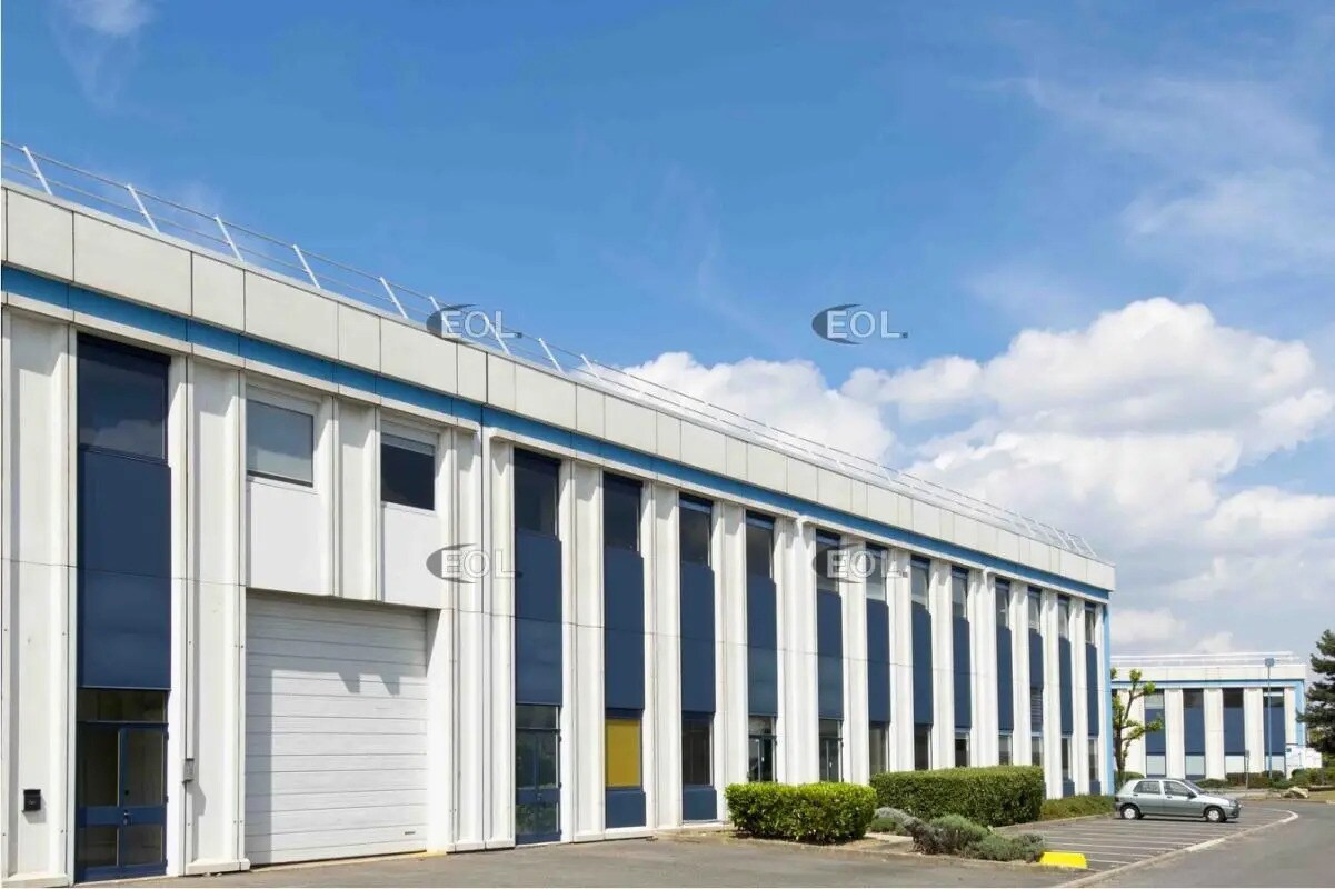 Flex in Gennevilliers for lease Building Photo- Image 1 of 22