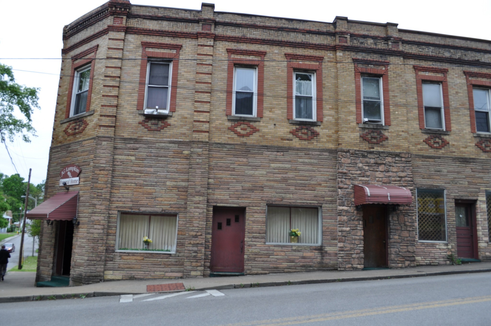 26 Pennsylvania Ave, Fairmont, WV for sale Building Photo- Image 1 of 1