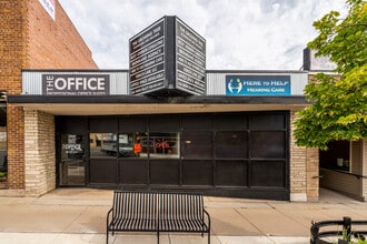 140 W Main St, Winneconne, WI for lease Building Photo- Image 1 of 9