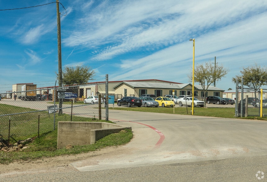 3535 Schlipf Rd, Katy, TX for sale - Primary Photo - Image 1 of 1