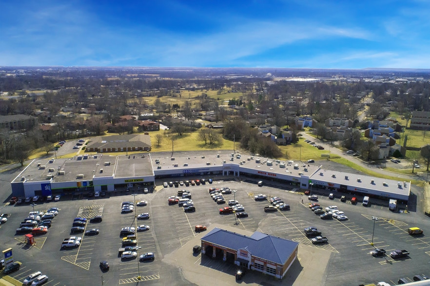 1005-1205 E Kenosha St, Broken Arrow, OK for lease - Aerial - Image 2 of 12