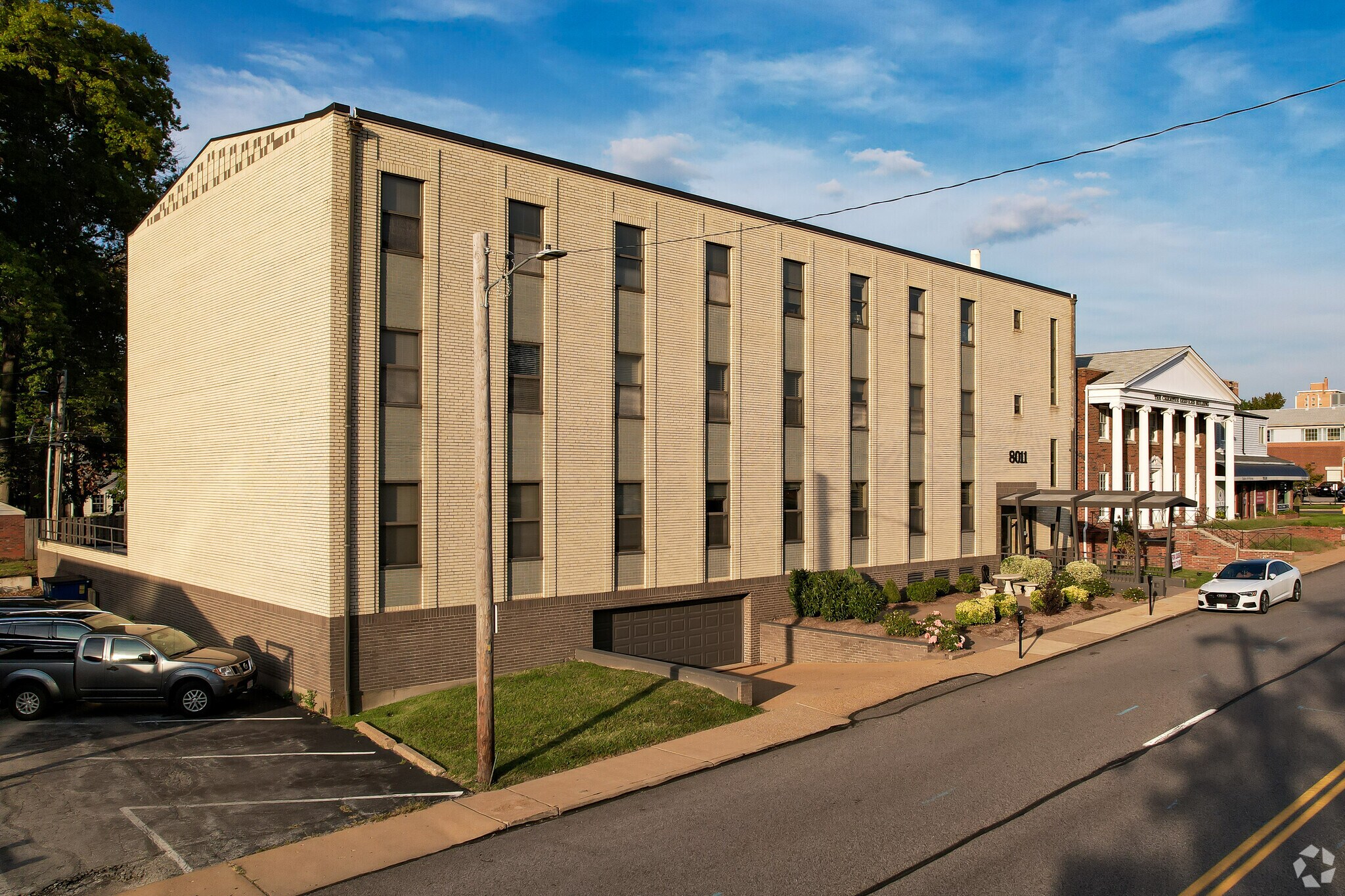 8011 Clayton Rd, Clayton, MO for sale Primary Photo- Image 1 of 1